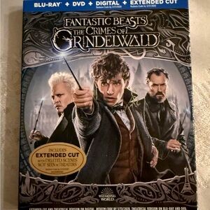 Fantastic Beasts: The Crimes of Grindelwald Blu-ray + DVD Extended Cut